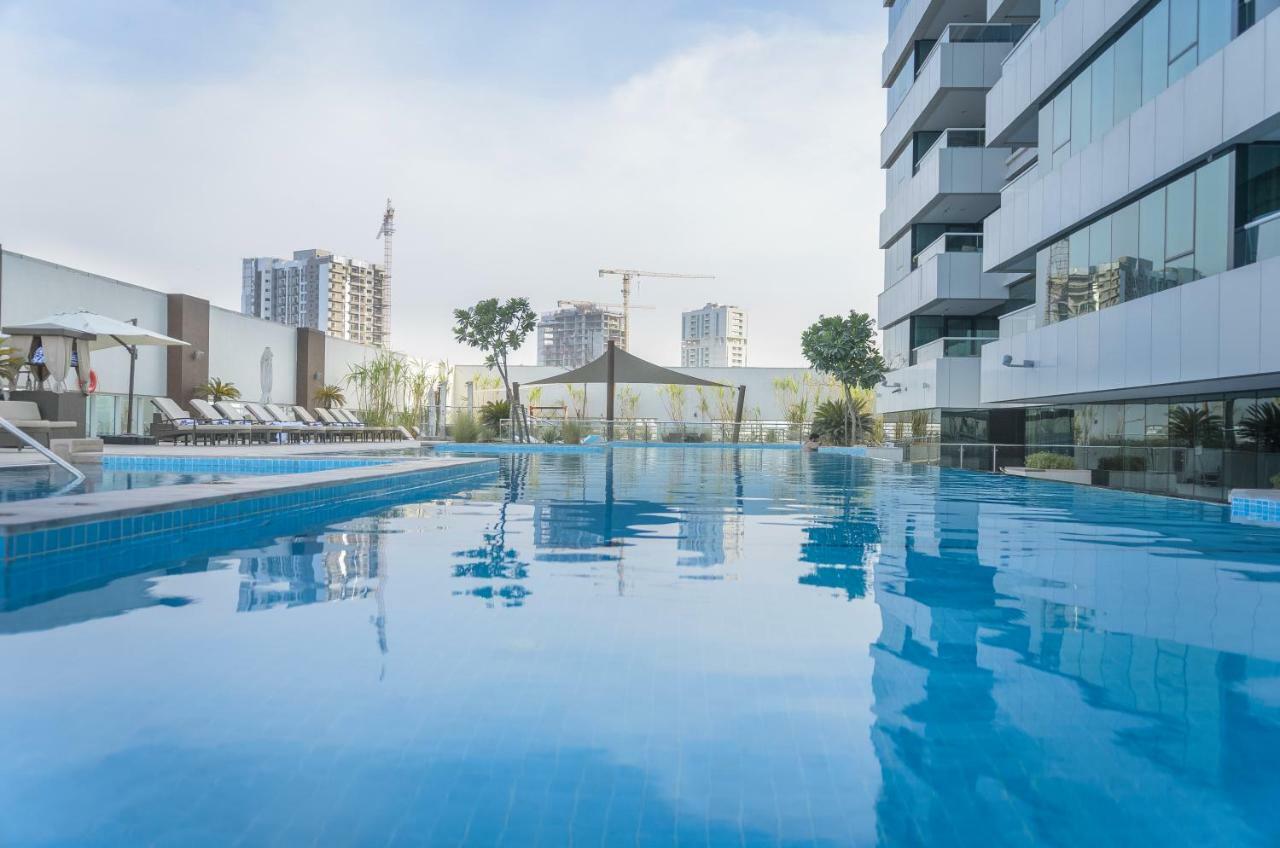 Waterfront Downtown- Damac Maison Canal View Dubaj Kültér fotó